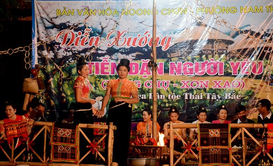 Bảo tồn văn hóa dân tộc Thái hướng tới phát triển du lịch cộng đồng